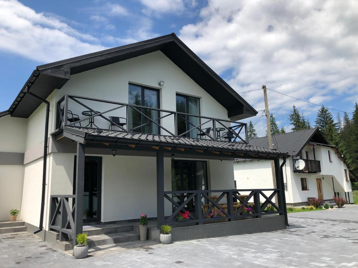 U Anastasii I Sofii Bilya Richki Guest House Mykulychyn Exterior photo