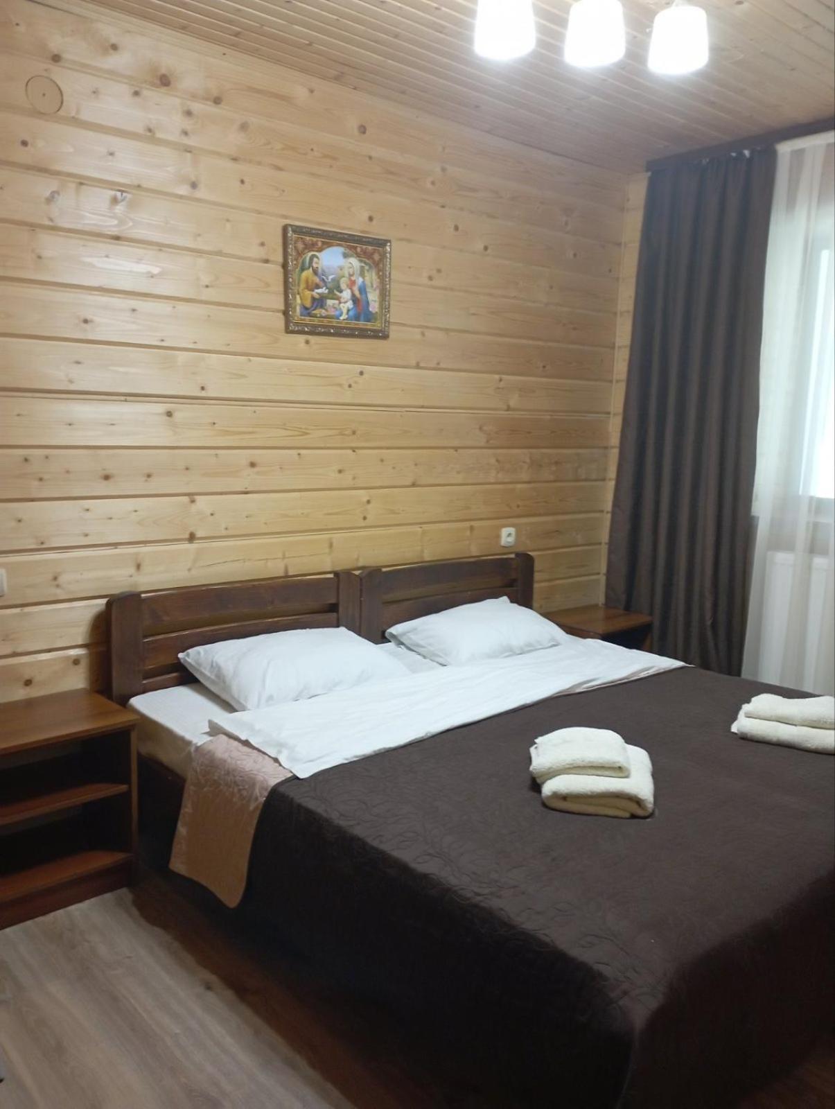U Anastasii I Sofii Bilya Richki Guest House Mykulychyn Exterior photo