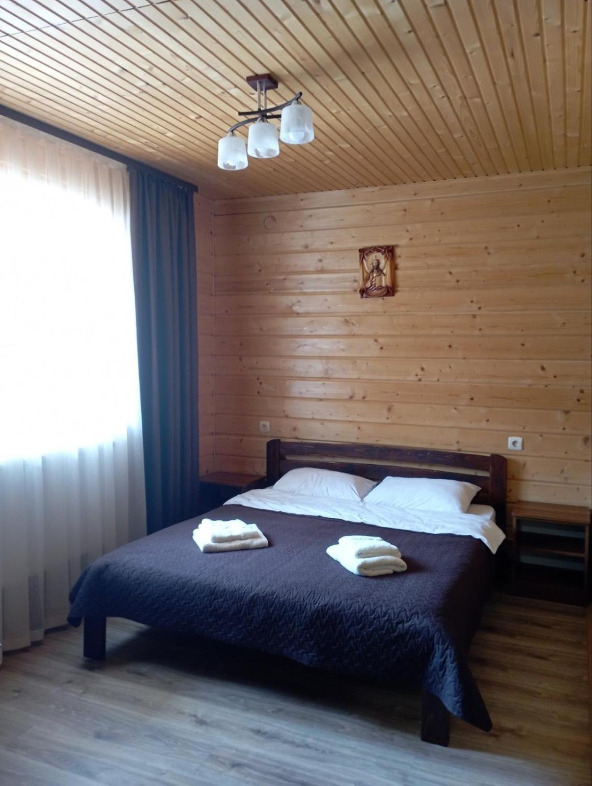 U Anastasii I Sofii Bilya Richki Guest House Mykulychyn Exterior photo
